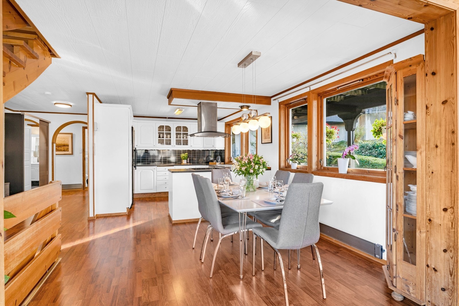 Kjøkkenområdet er av god størrelse Galleribilde