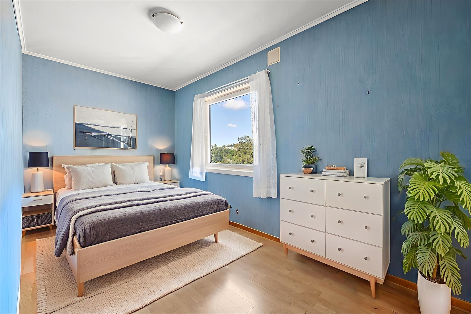 Soverom digitalt møblert for inspirasjon. Avvik i areal kan forekomme da det er brukt digitale verktøy. Galleribilde