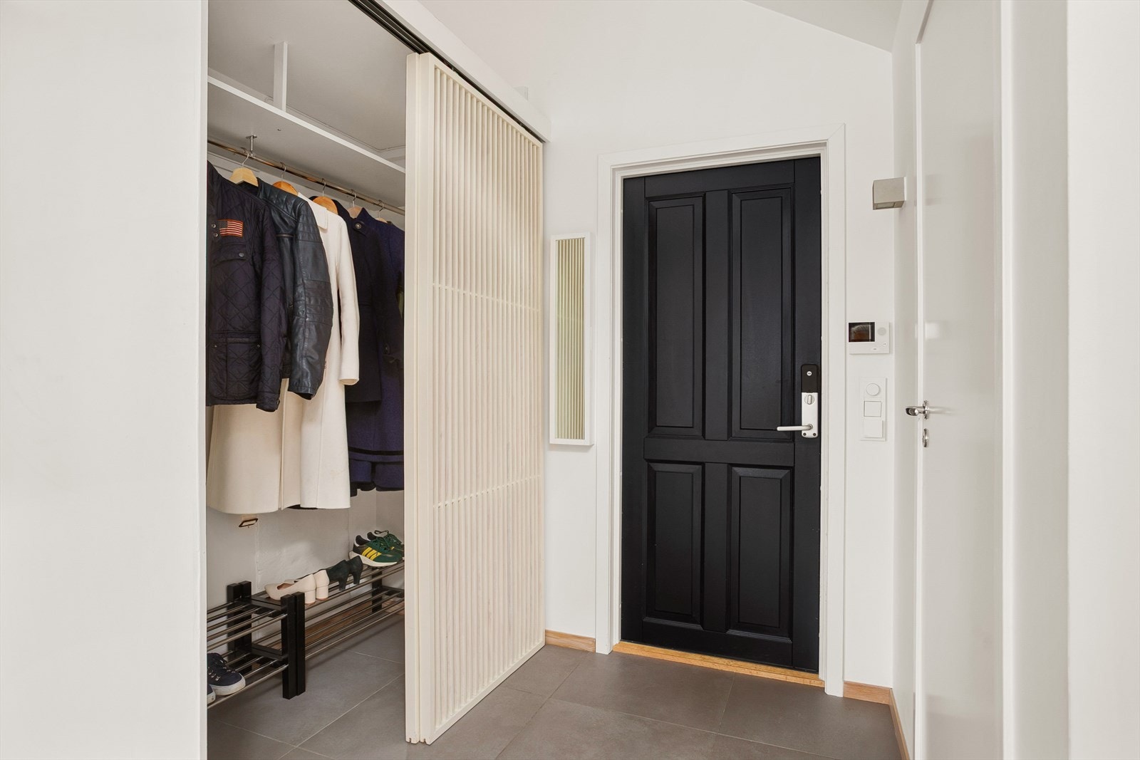 Leiligheten har to separate innganger Galleribilde