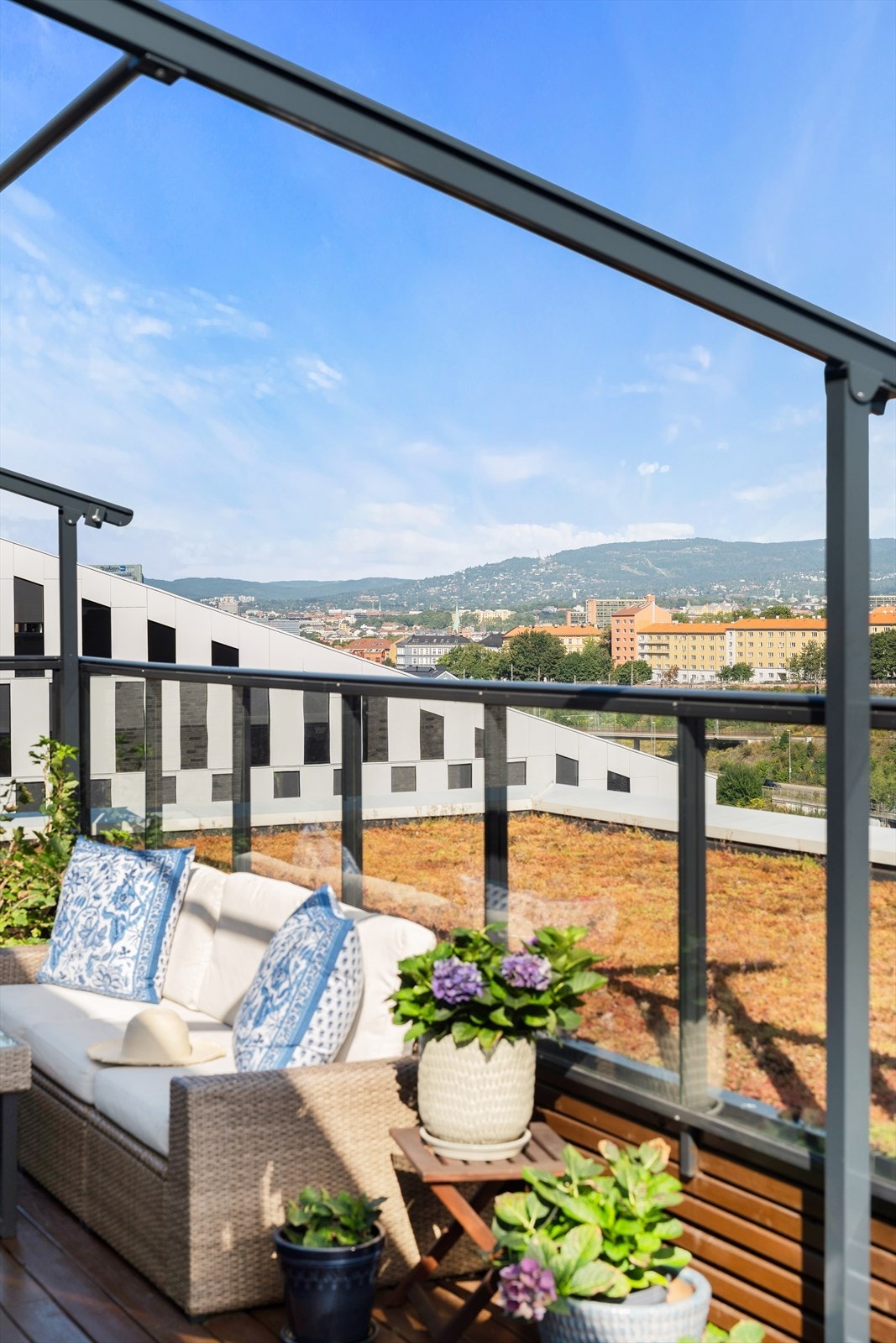 Her oppe får du følelsen av å ha ditt eget private fristed - høyt over byens puls, men likevel tett på. Galleribilde