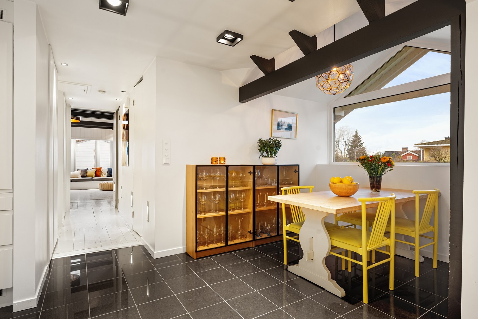 Spiseplass på kjøkken Galleribilde