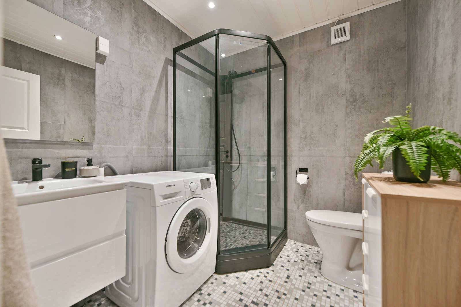 Flott bad med varmekabel i gulvet Galleribilde