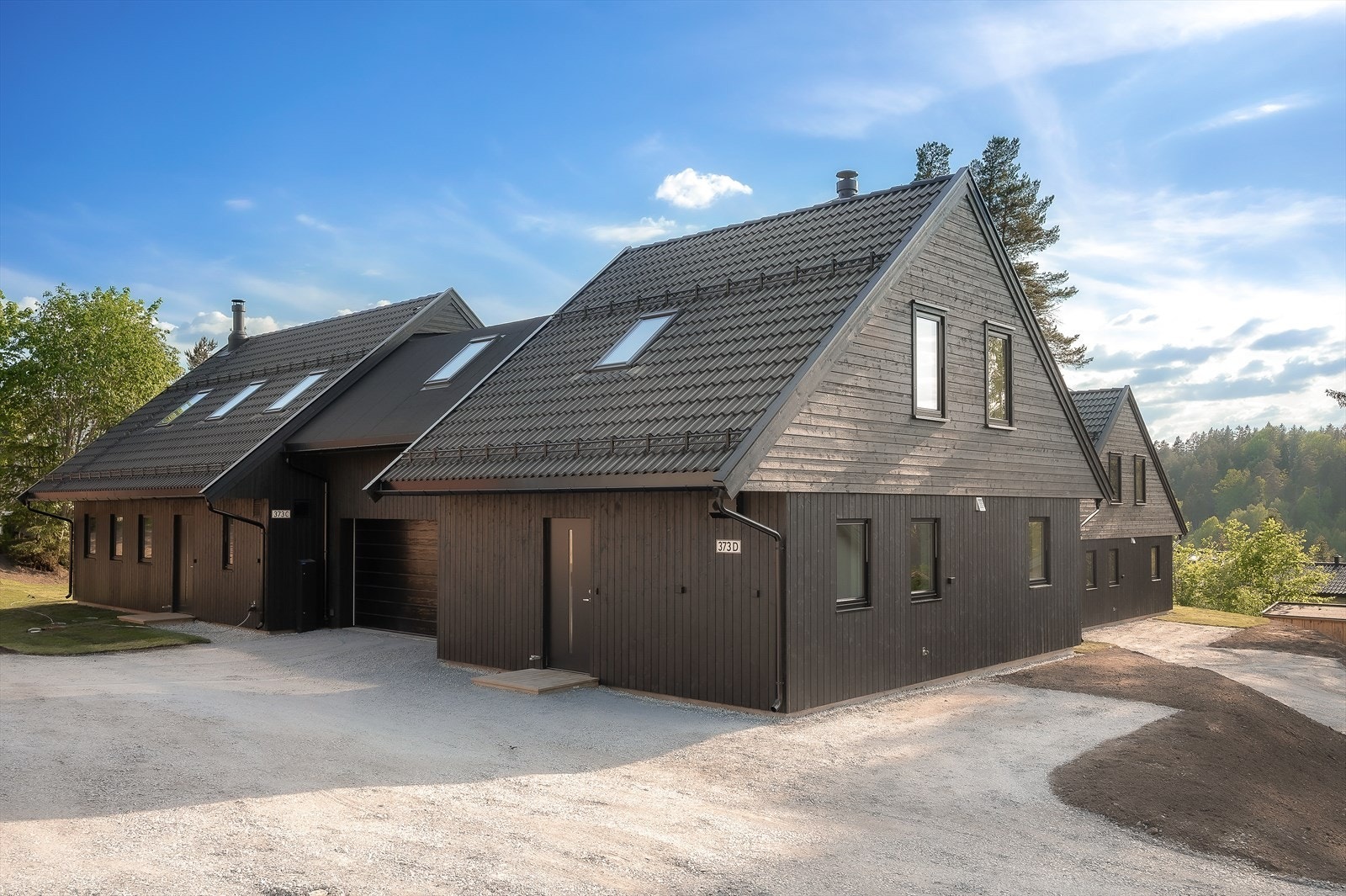 Velkommen til Røykenveien 373B - Presentert av Marcus Rommen og Joakim Swartling i Nordvik Røa. Bildet er digitalstylet. (NB! Bilde er av bolig D som er identisk som B) (Bildet er digitalstylet) Galleribilde