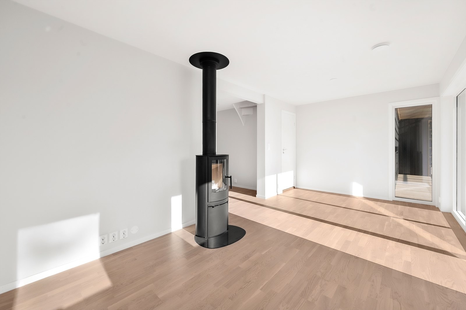 Boligen er arkitekttegnet av Hjort arkitekter og oppført av Mesterhus. Bildet er digitalstylet. (NB! Bilde er av bolig D som er identisk som B) Galleribilde