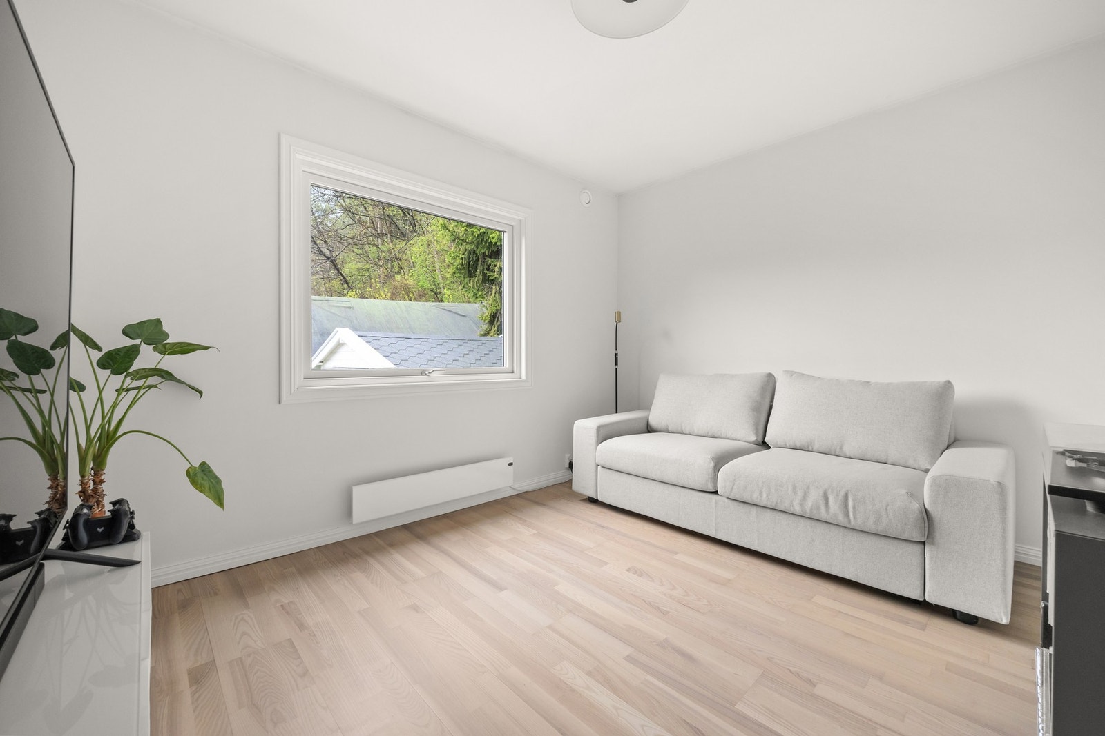 Soverom 4 som i dag er benyttet som TV-stue. Galleribilde