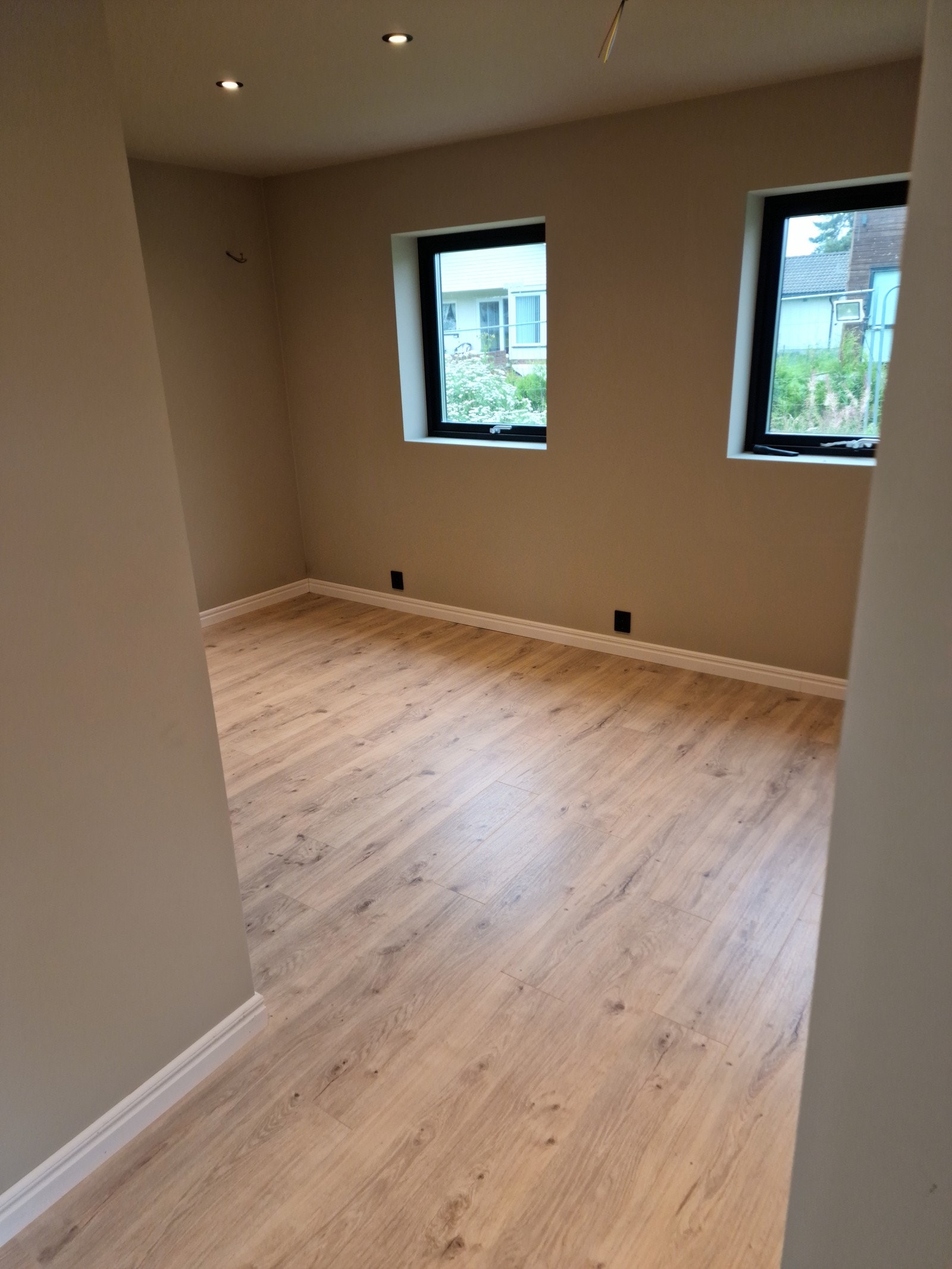 Innvendig i hybelen - privat foto Galleribilde