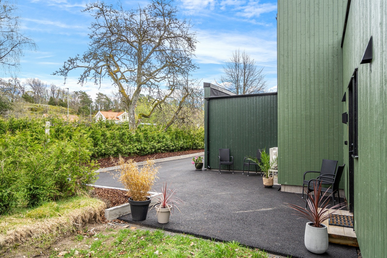 Uteområde på utsiden av hybelen Galleribilde