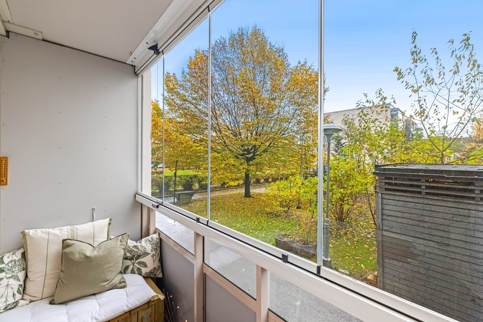 Balkongen er 7 kvm. og vender ut mot rolig bakgård Galleribilde