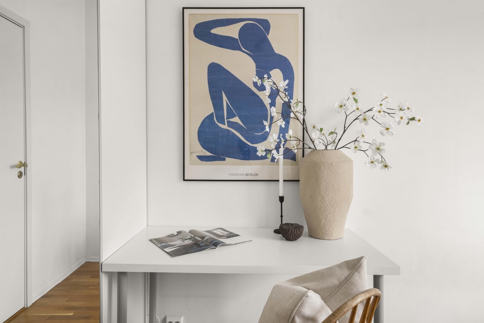 Plass til skrivebord som gir mulighet for hjemmekontor. Galleribilde