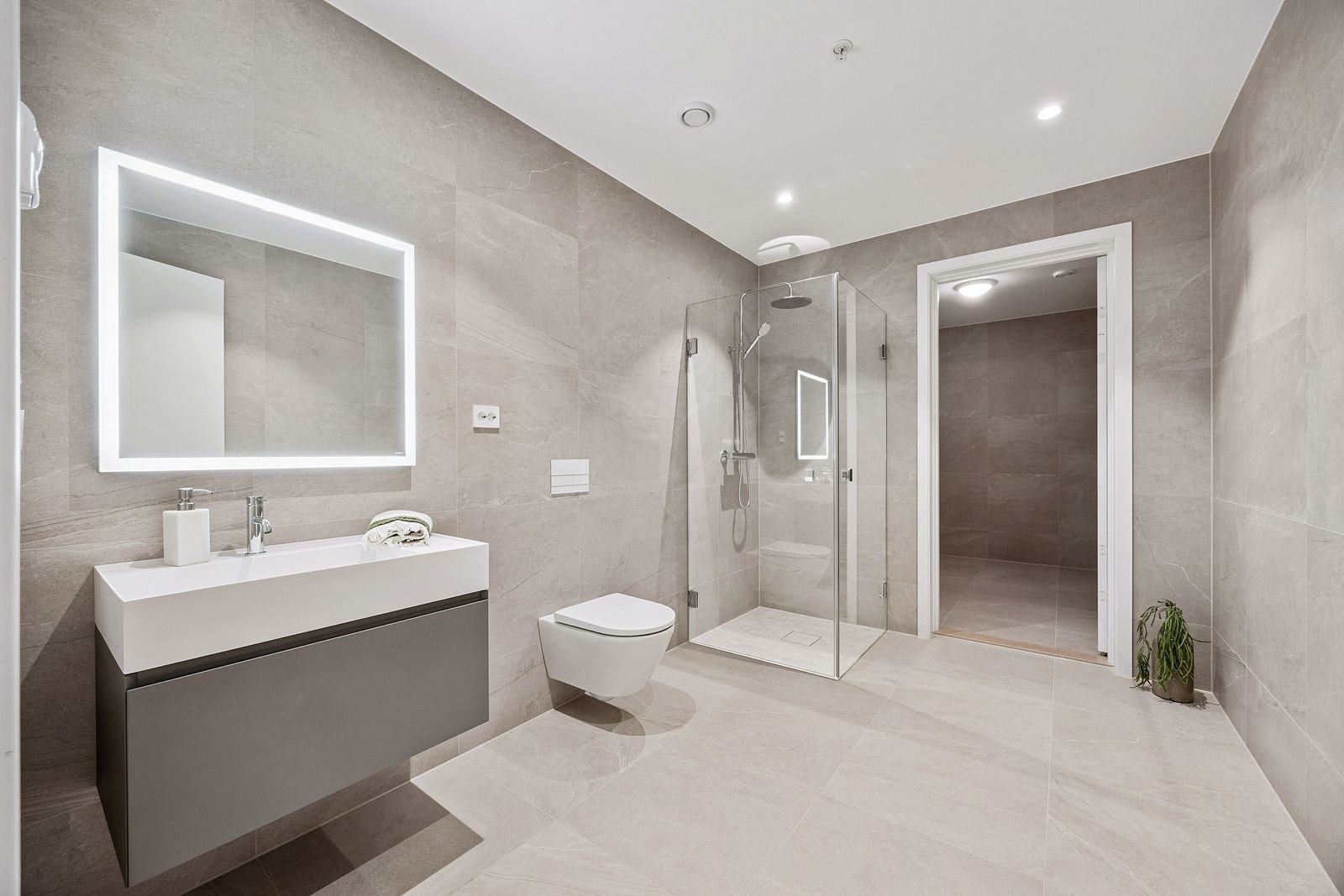 Sett billedbeskrivelse Galleribilde