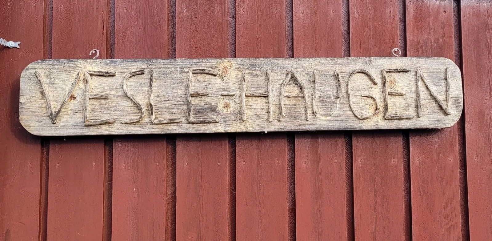 Hyttas navn Veslehaugen Galleribilde