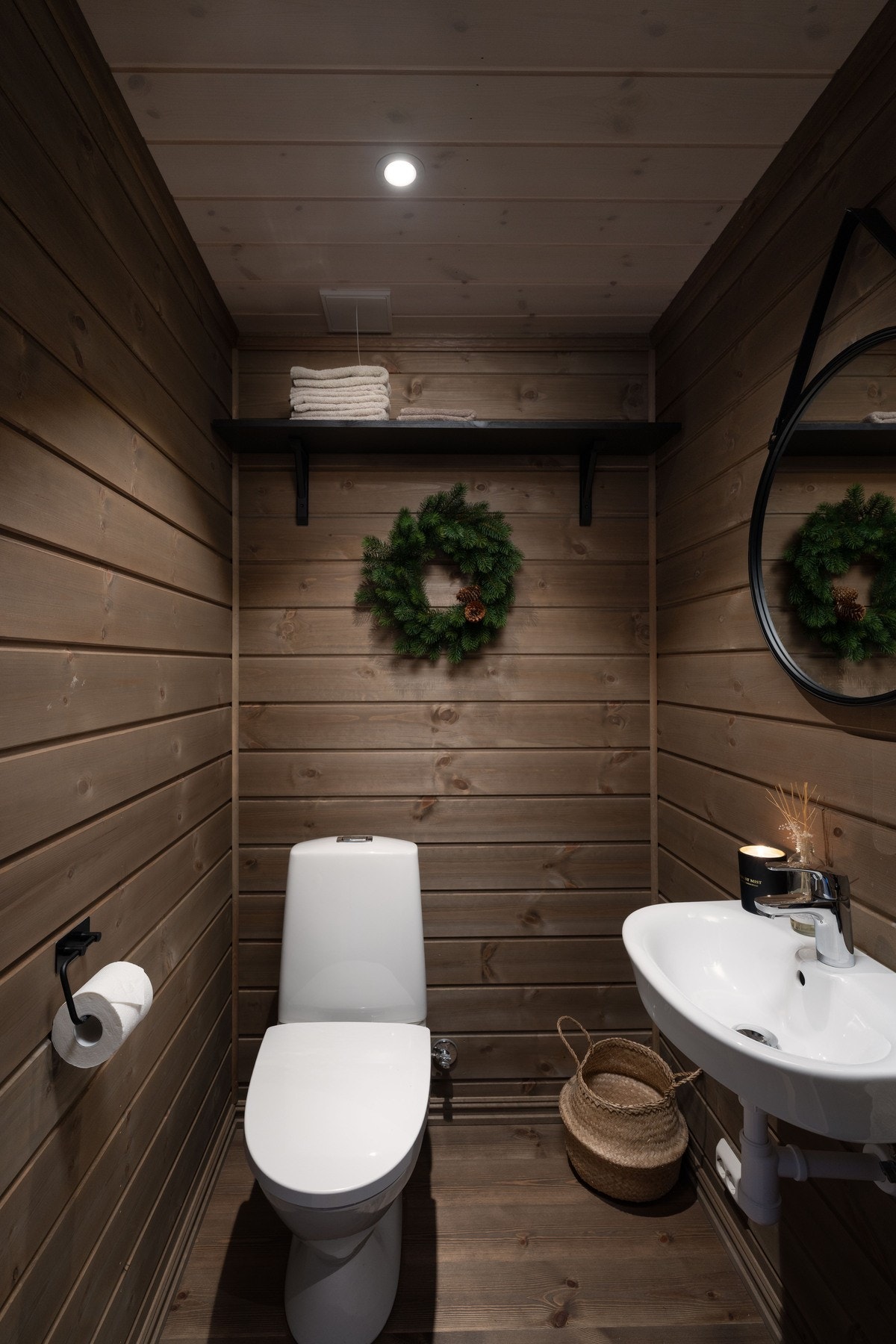 Gjestetoalett. Galleribilde