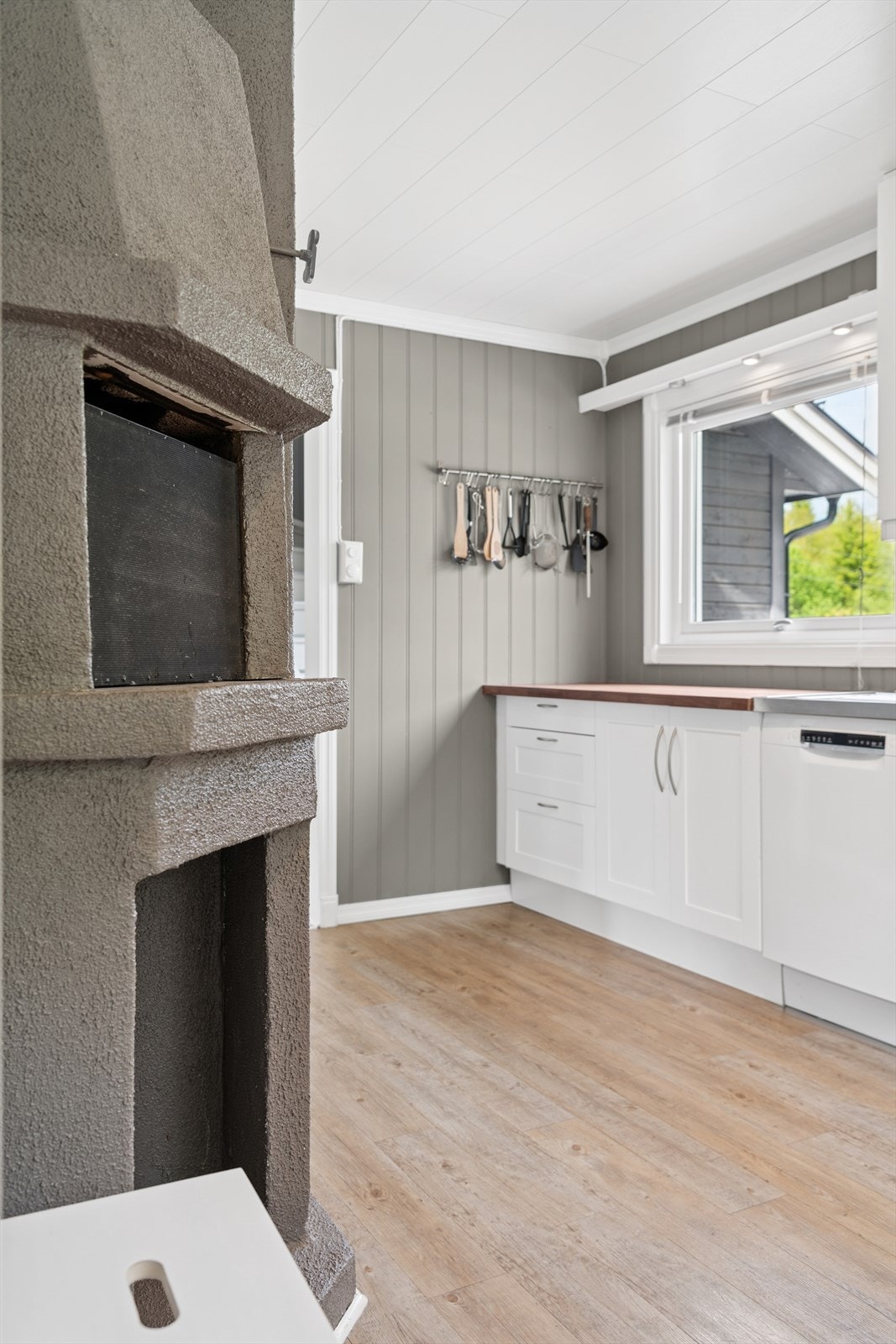 Peis på kjøkken. Galleribilde