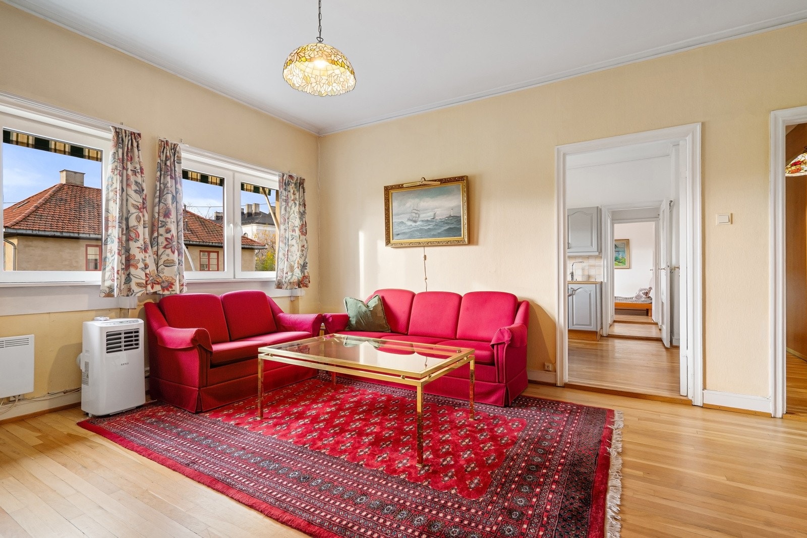 Her er det plass til både sofagruppe, spisebord og andre innredningsløsninger Galleribilde