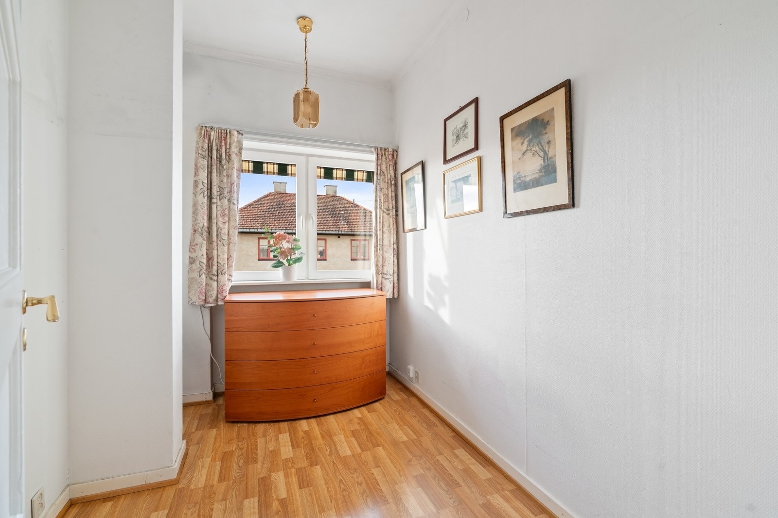 Soverom 2 har en utforming som gjør det enkelt å tilpasse ulike behov og ønsker Galleribilde