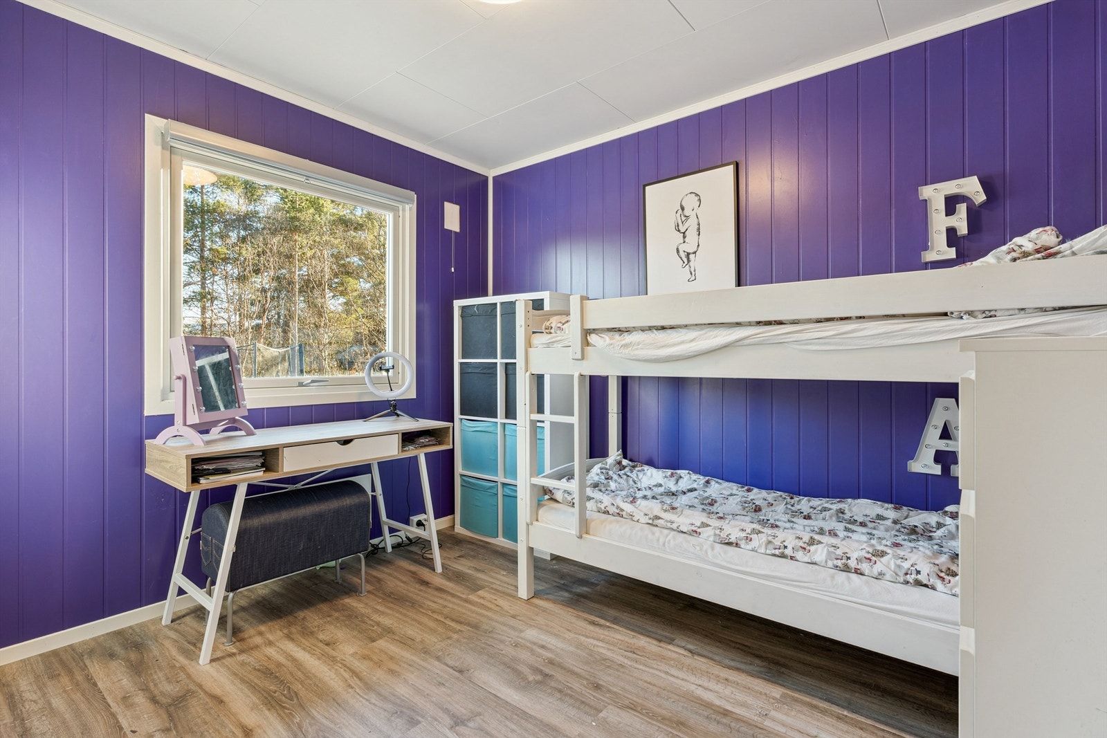 Rommene passer godt som barnerom, gjesterom eller kontor etter behov. Galleribilde