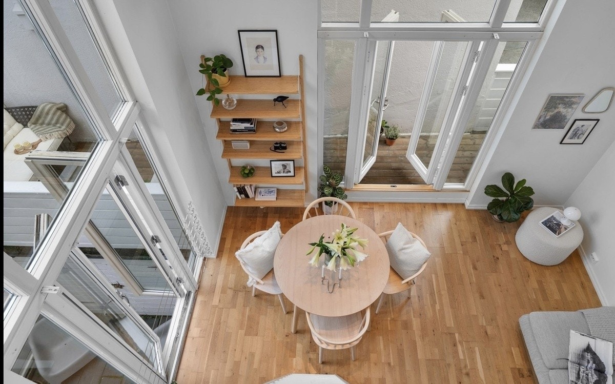 Legg merke til den franske balkongen Galleribilde