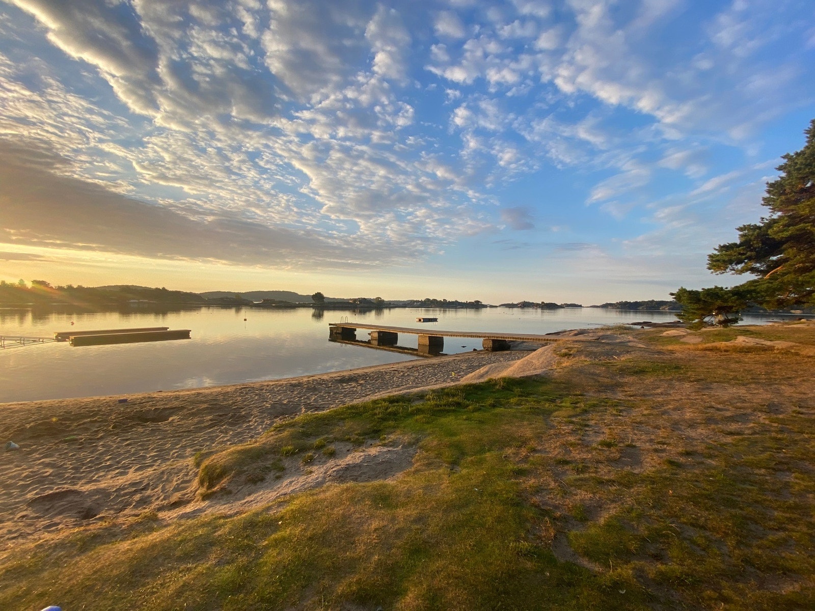 Granholmen, kun en liten sykkeltur unna Galleribilde