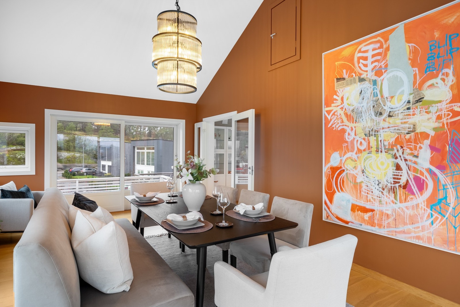 Rålekker villa som er påbygget/modernisert i 2011, og oppgradert senest 2025! Galleribilde