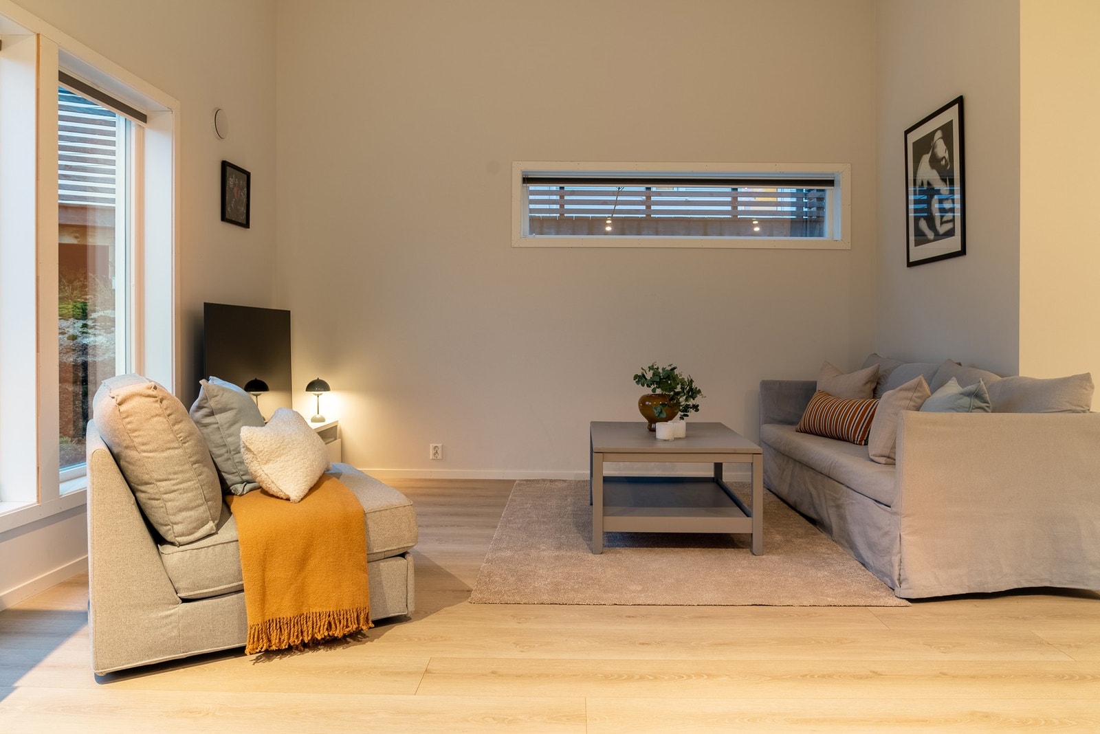 Her vil barna trives. Det er også toalettrom i denne etg. Galleribilde