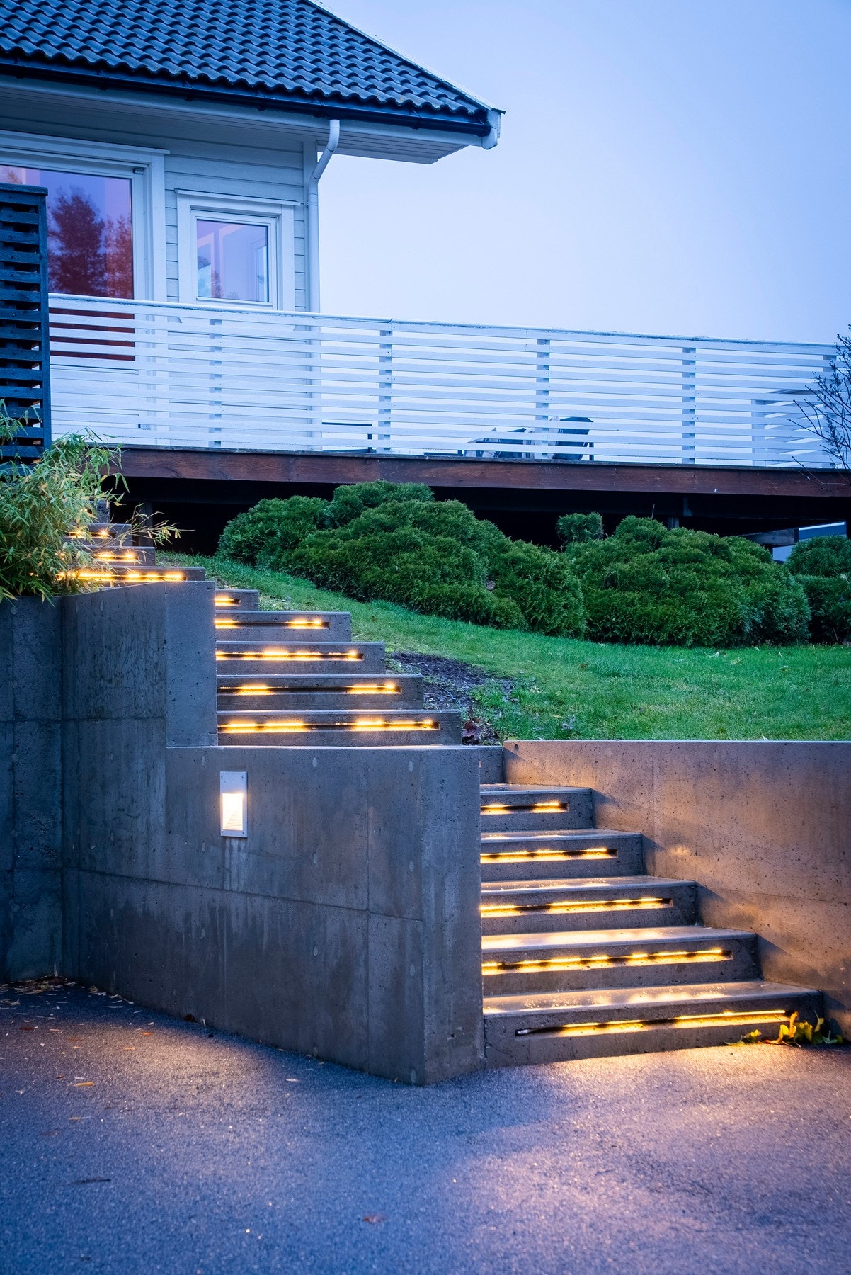 Integrerte lys i trappen Galleribilde