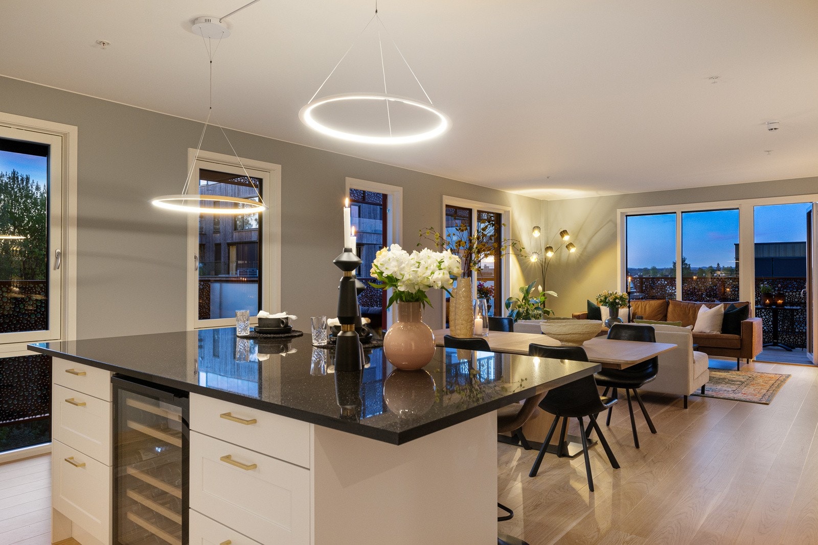 Her får du et sosialt og godt rom hvor familie og venner kan samles. Galleribilde