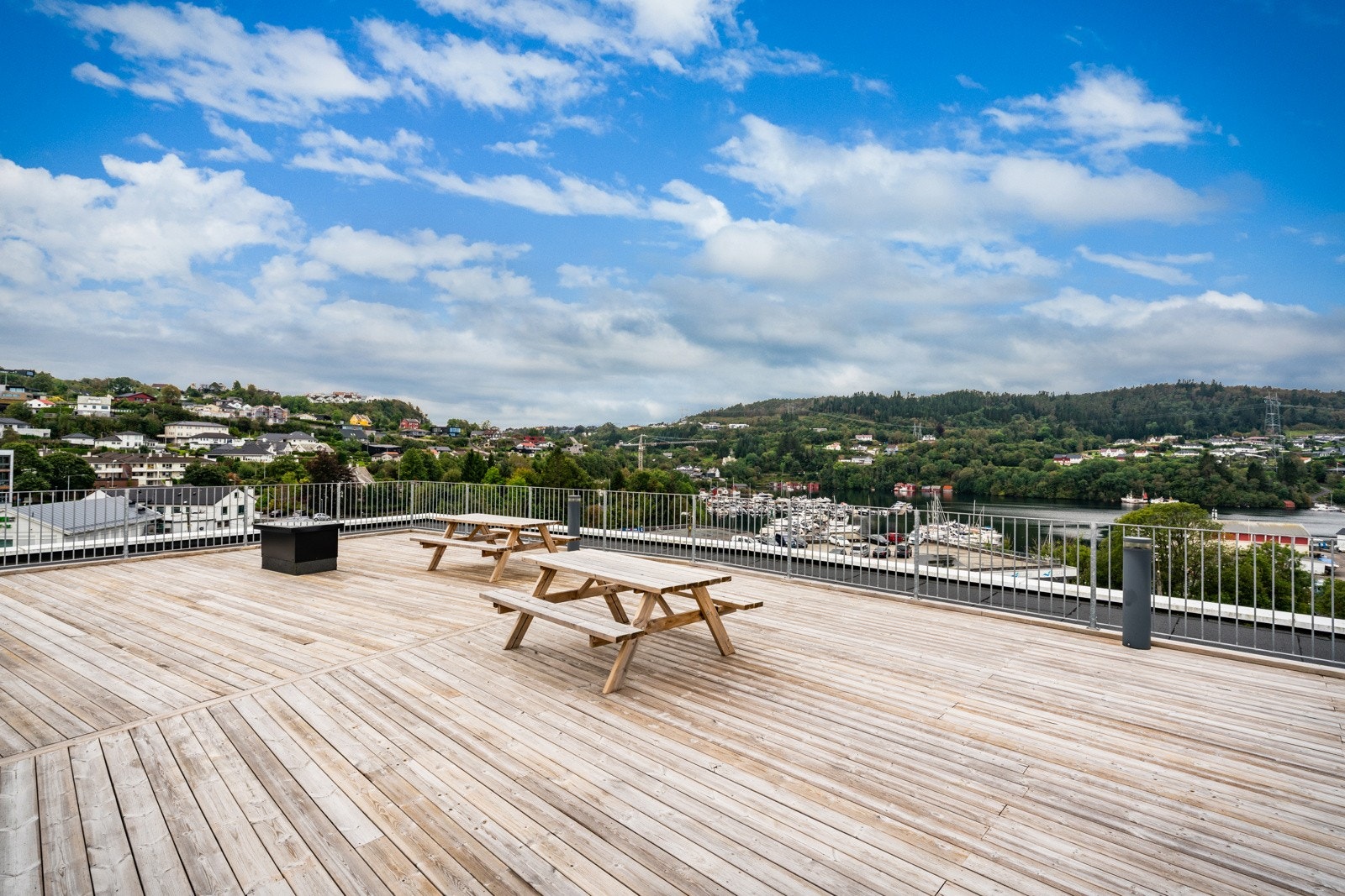 Felles takterrasse for sameiet Galleribilde