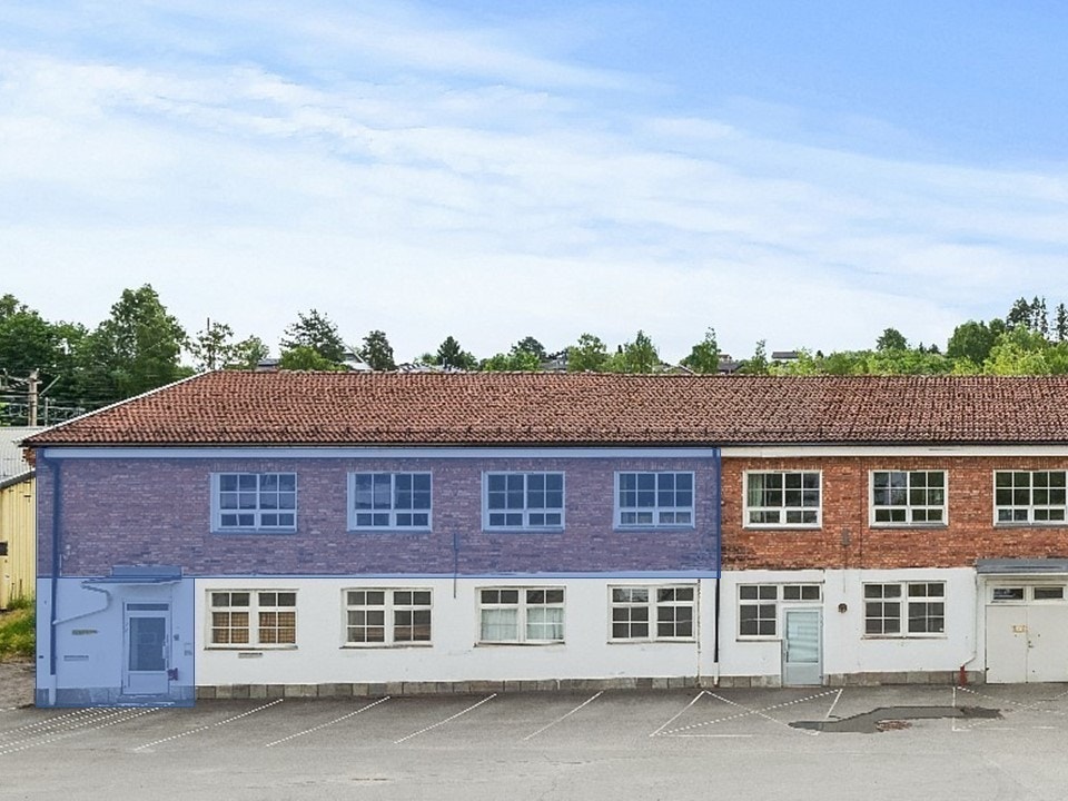 Kontorlokale på 160 kvm har egen inngang fra 1.etg. Galleribilde