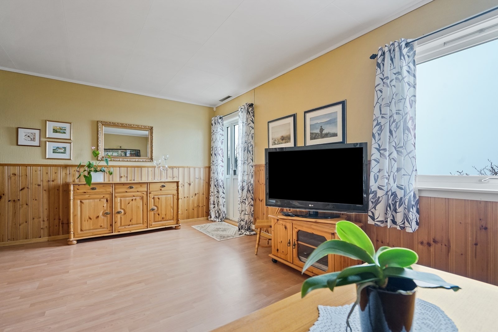 Opprinnelig 2 soverom, benyttes i dag som TV-stue Galleribilde