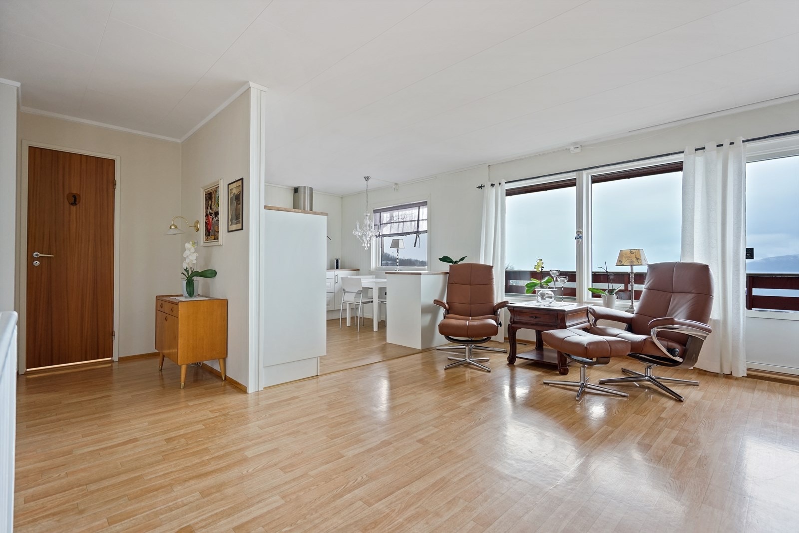 Åpen stue- og kjøkkenløsning Galleribilde