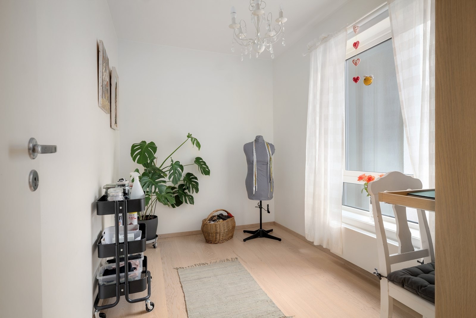 Soverom 3 ligger ved siden av stuerommet. Galleribilde