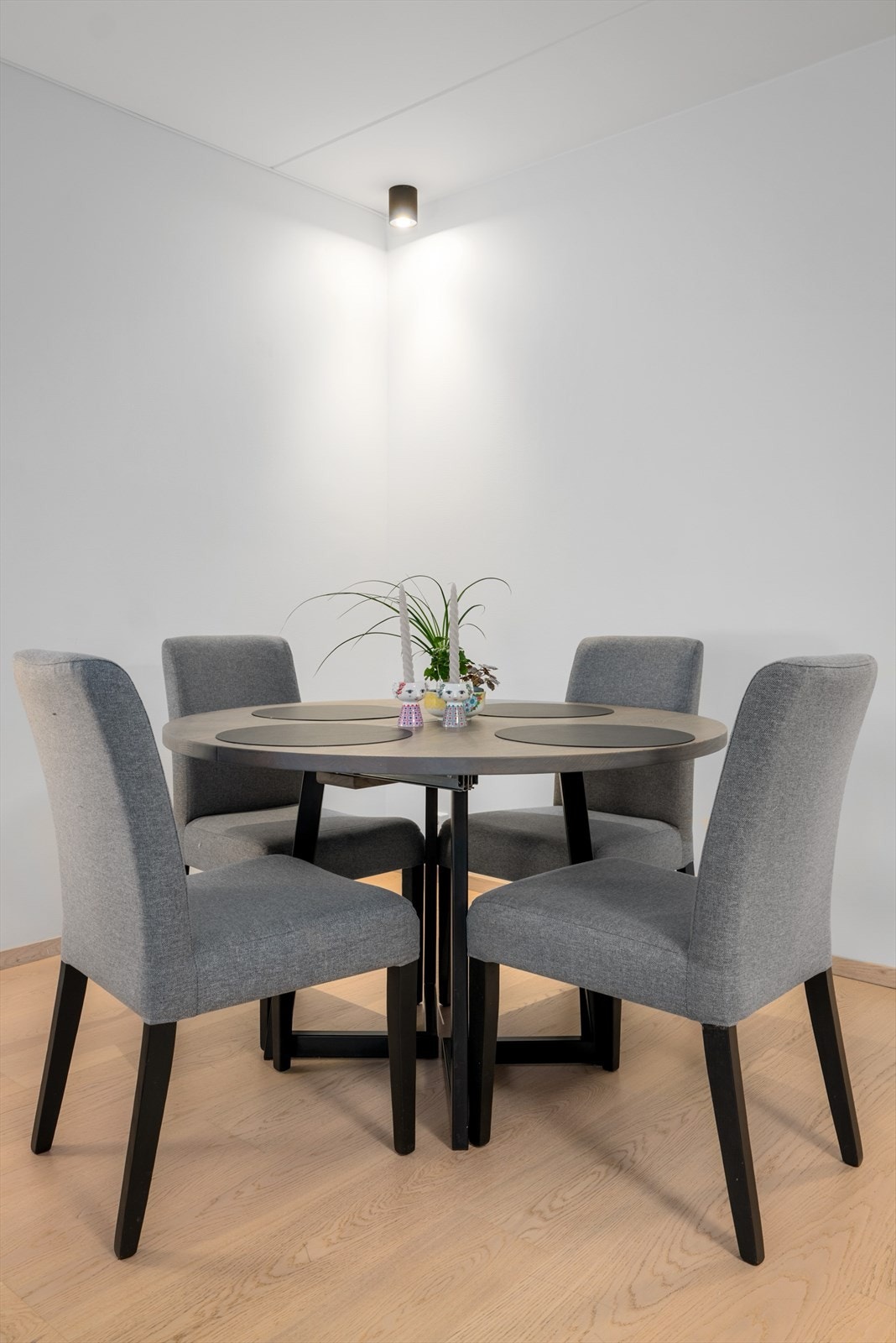 Rundt eller rektangulert bord? Du bestemmer! Galleribilde