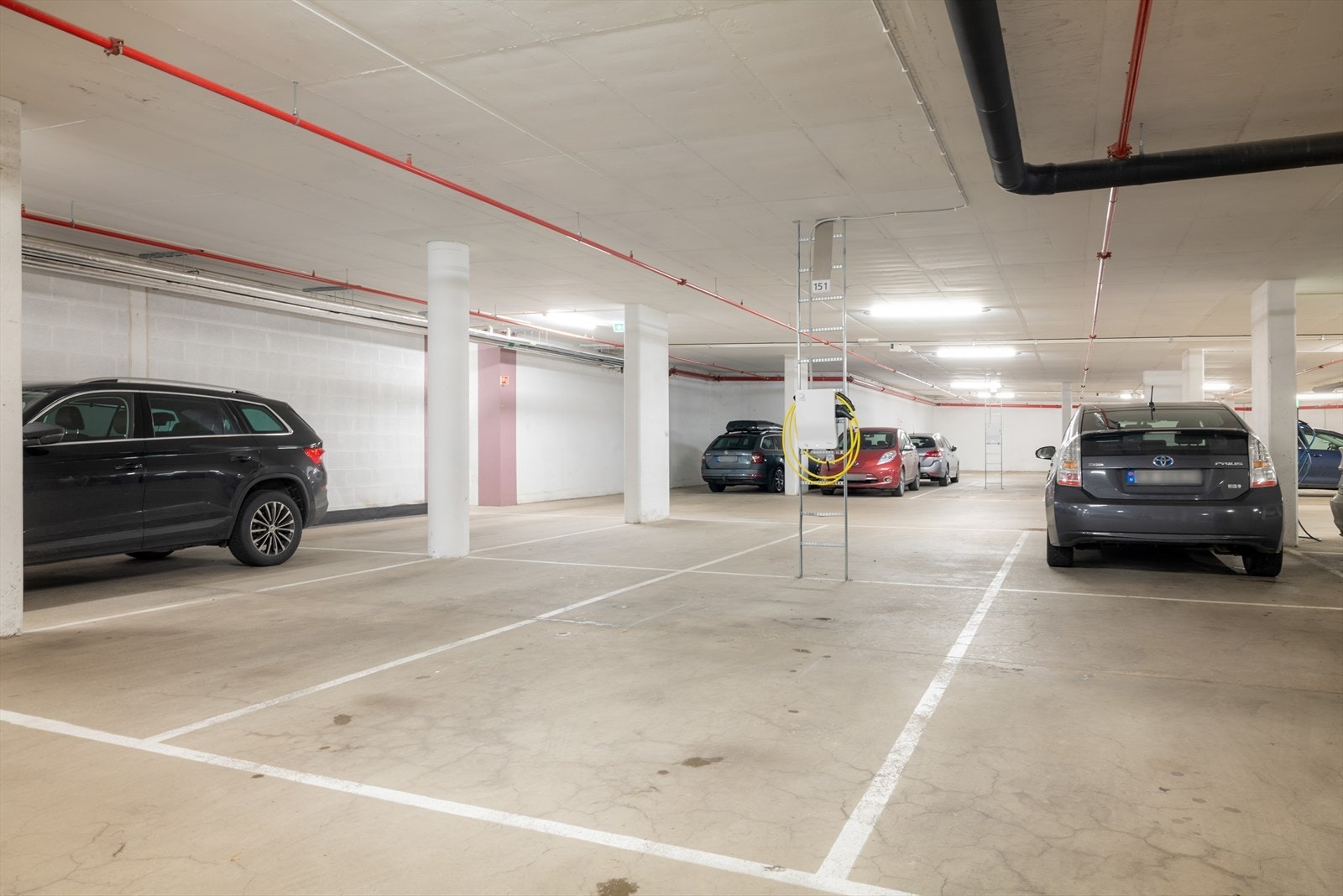 Med leiligheten følger det en p-plass med elbil lader i garasjeanlegget kun en heistur unna. Galleribilde