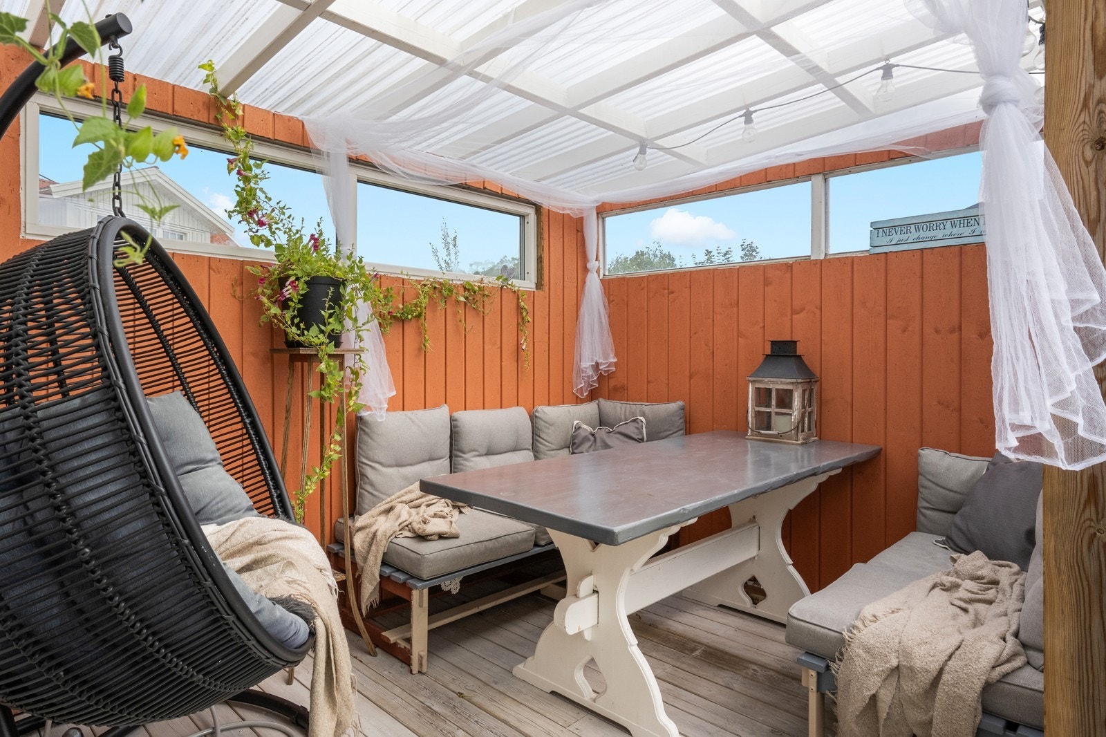 Uteplass Galleribilde