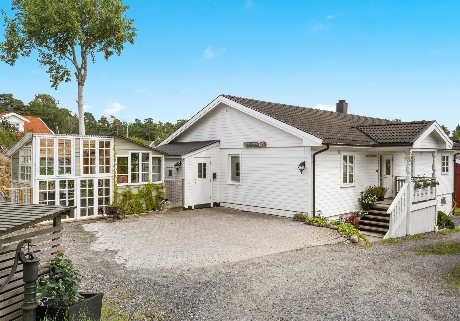 Velkommen til Larkollveien 752! (Bilder fra Fotoecetra) Galleribilde