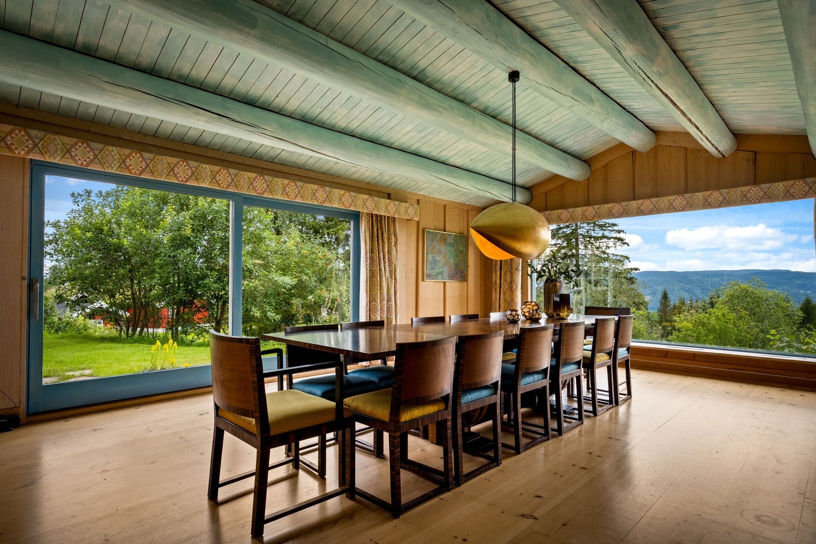 Stor spisestue Galleribilde