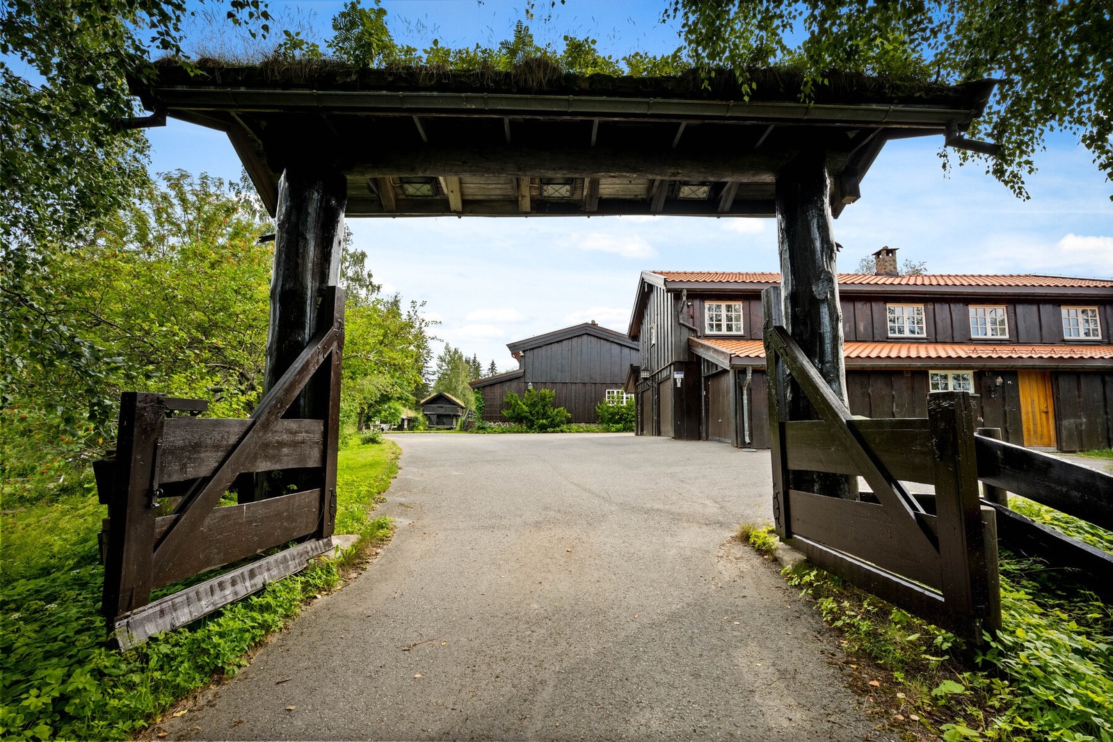 Inngangsparti Galleribilde