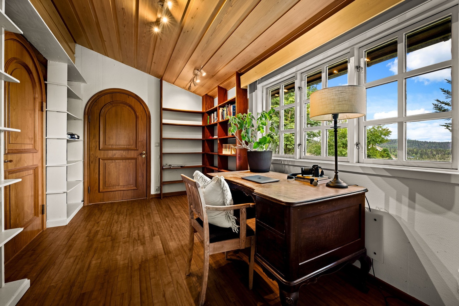 Arbeidsplass Galleribilde