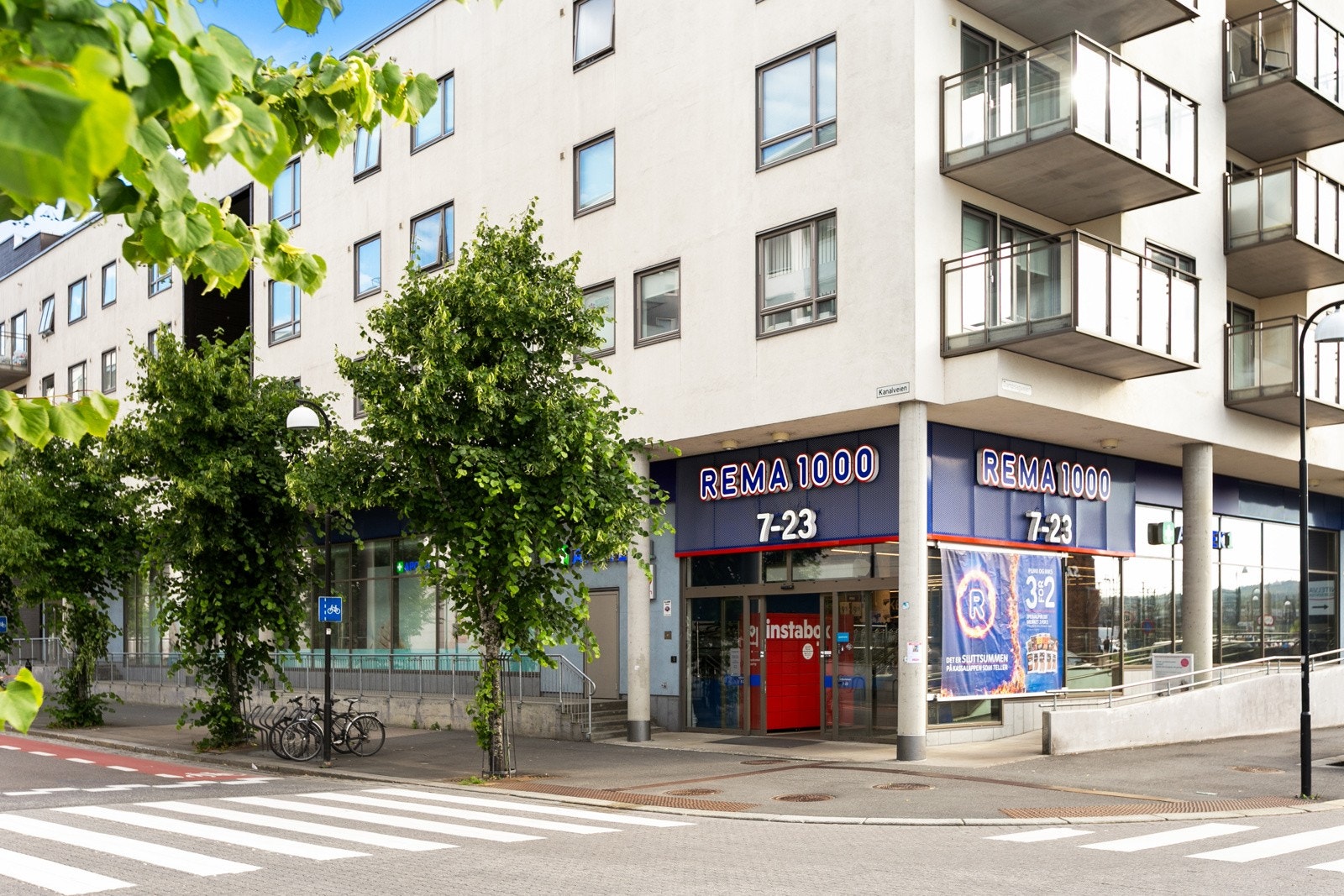 REMA 1000 i Kanalveien. Galleribilde