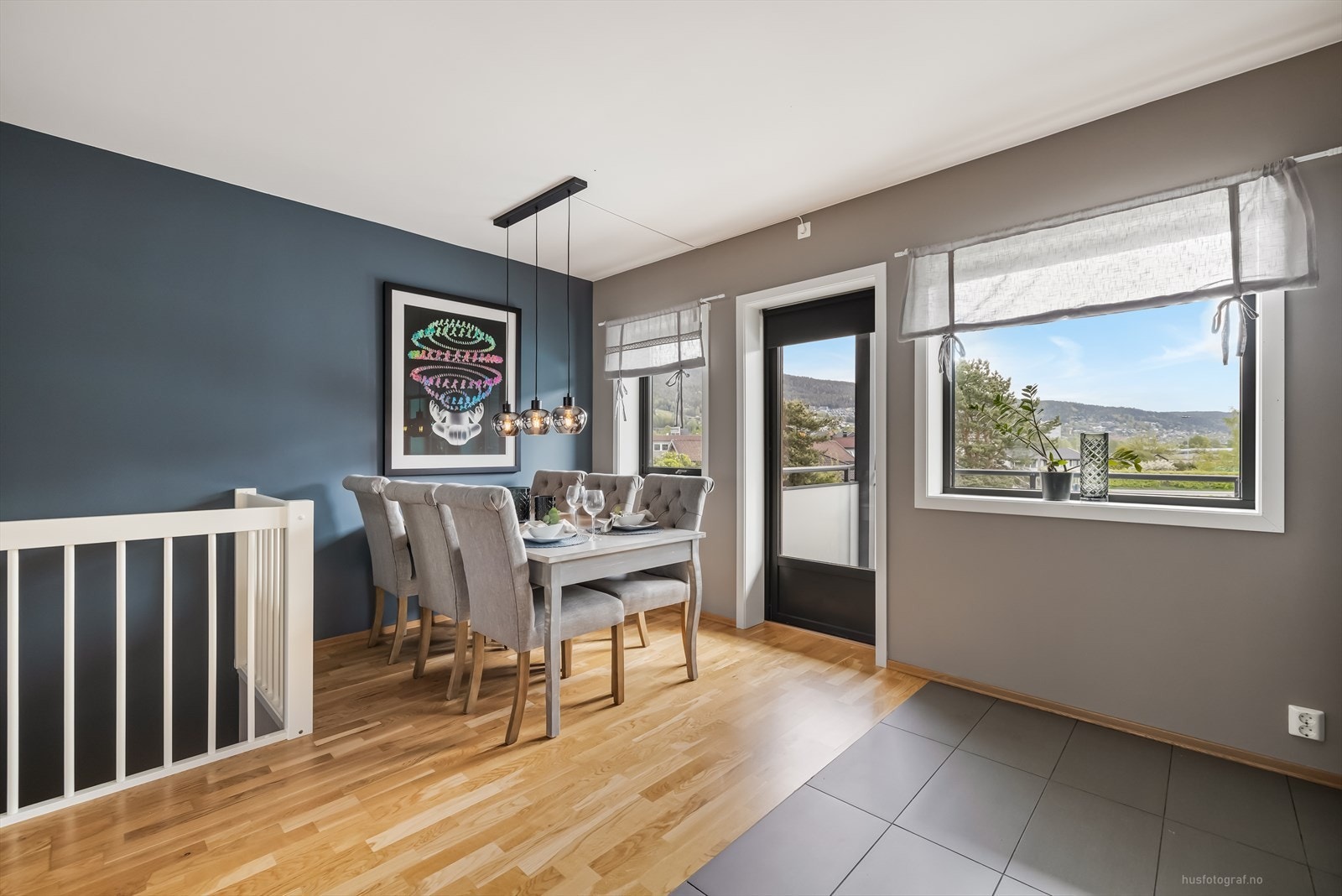 Plass til spisebord! Galleribilde