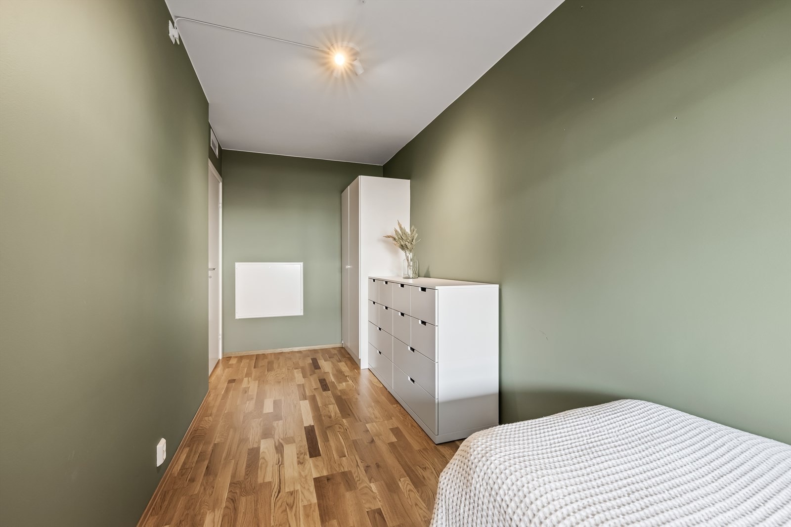 Leiligheten har 2 fine soverom. Galleribilde