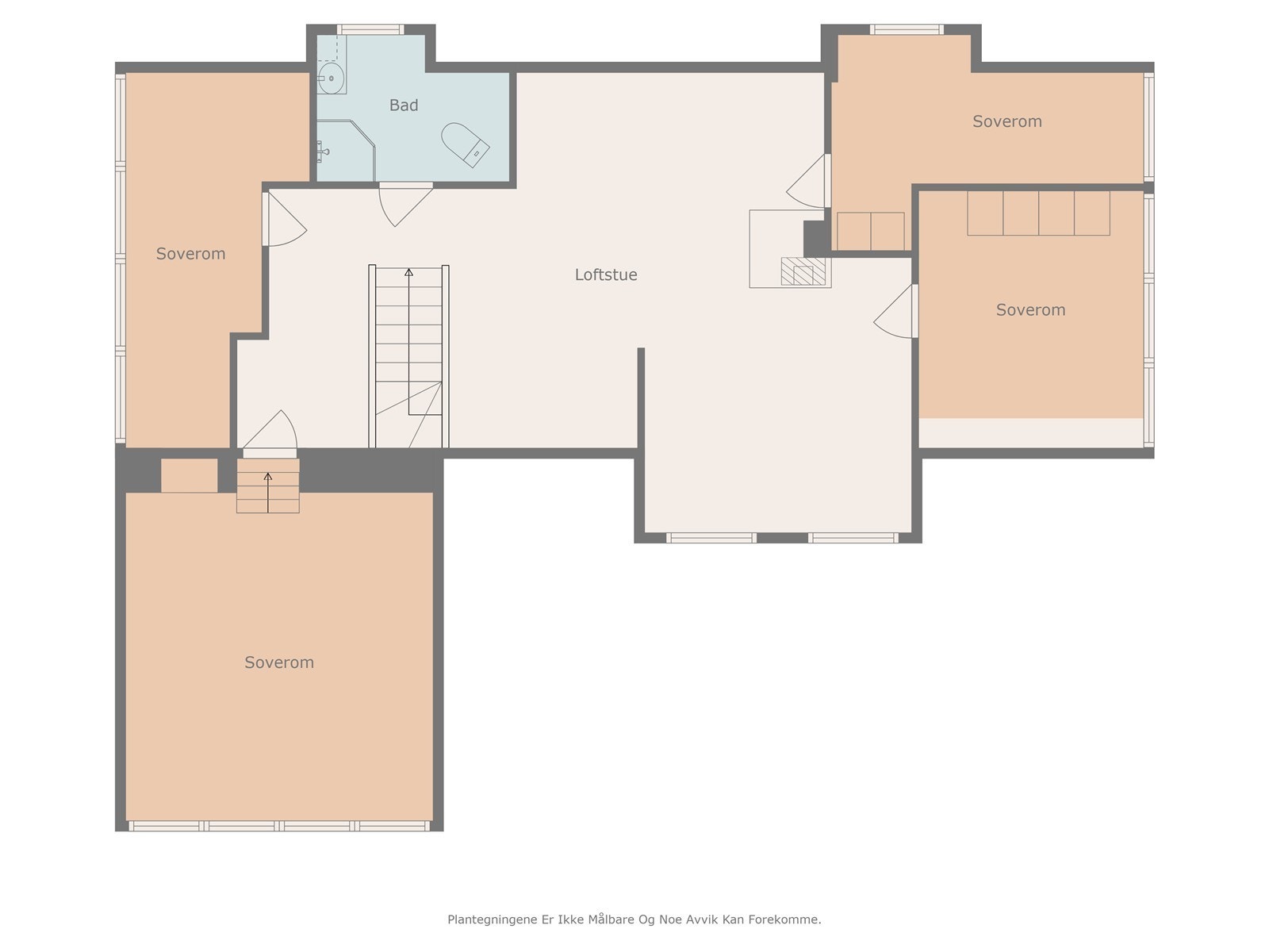 Omvisningen fortsetter i 2. etg som er svært romslig og har mye muligheter. Her er loftstue, 4 soverom og eldre bad. Galleribilde