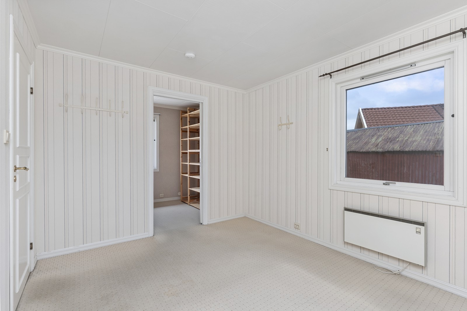 Hovedsoverom med walk-in closet. Galleribilde