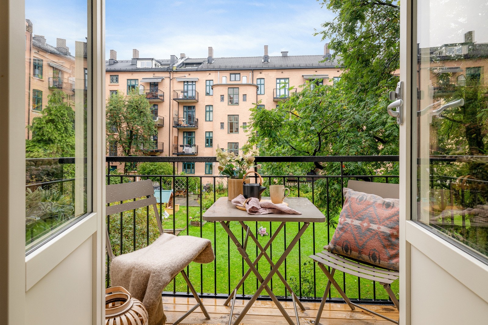 Fra stuen er det utgang til en herlig balkong på 3m². Galleribilde