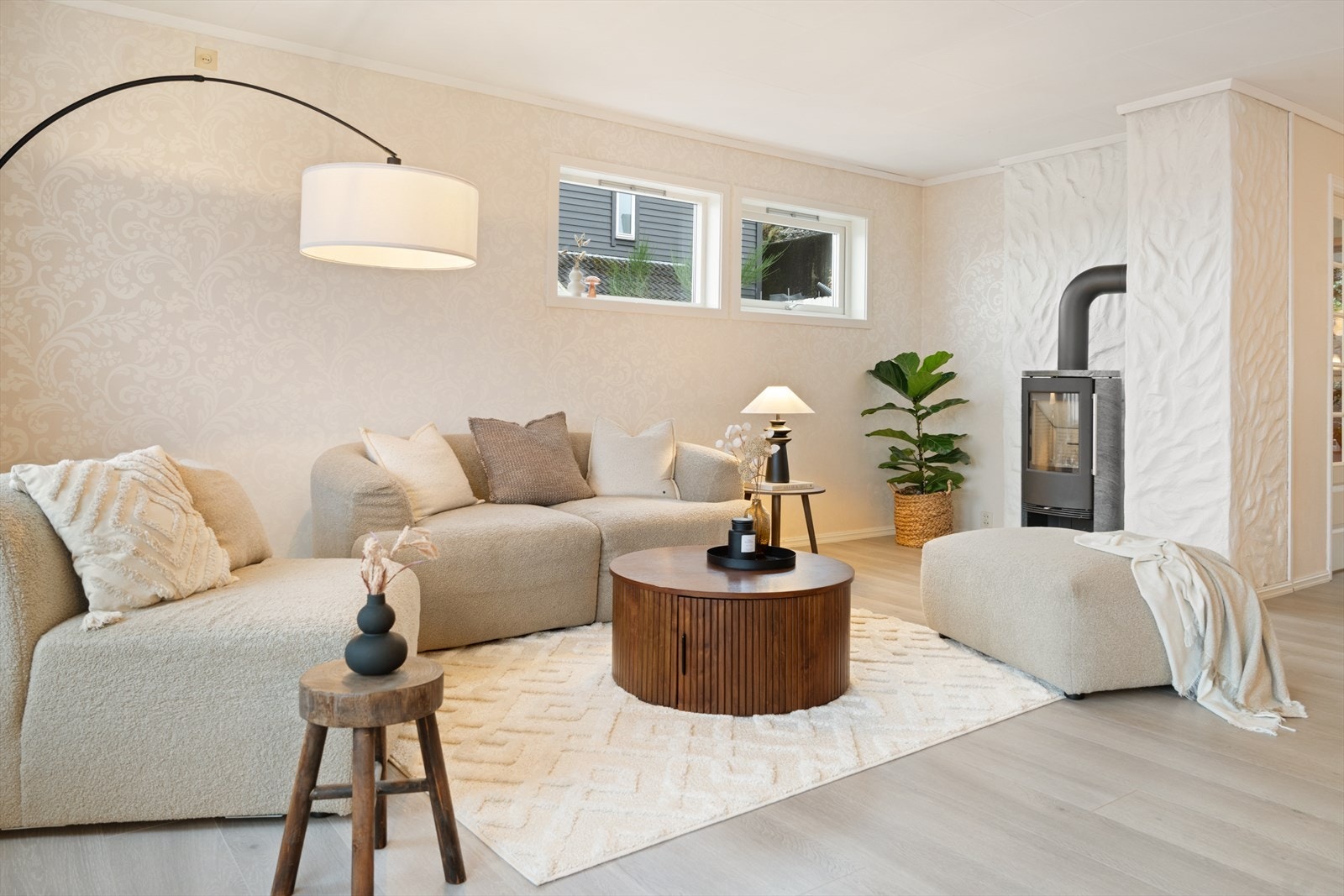 Peisen bidrar til koselig stemning på mørke vinterkvelder Galleribilde