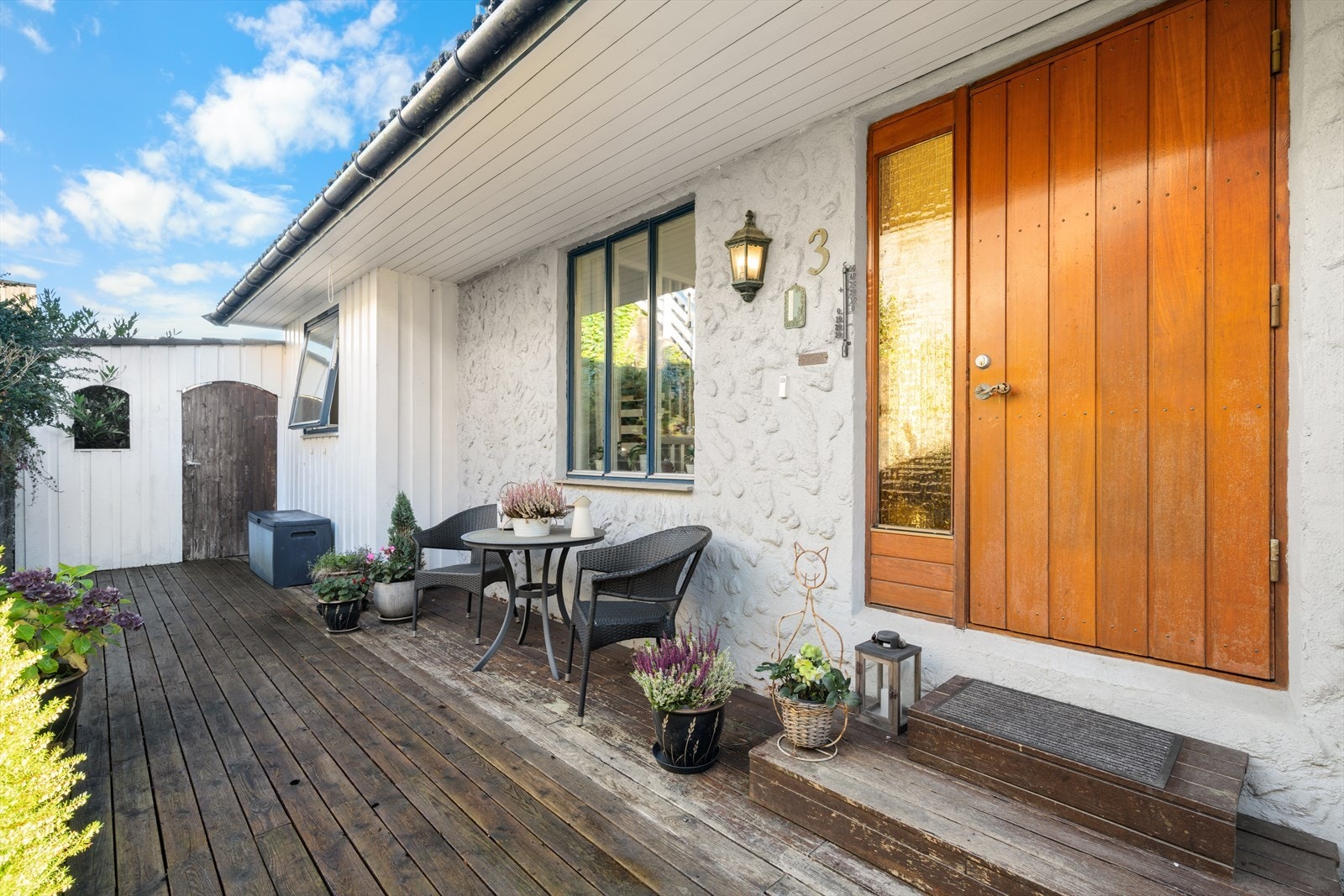 Et hyggelig inngangsparti ønsker deg velkommen hjem! Galleribilde