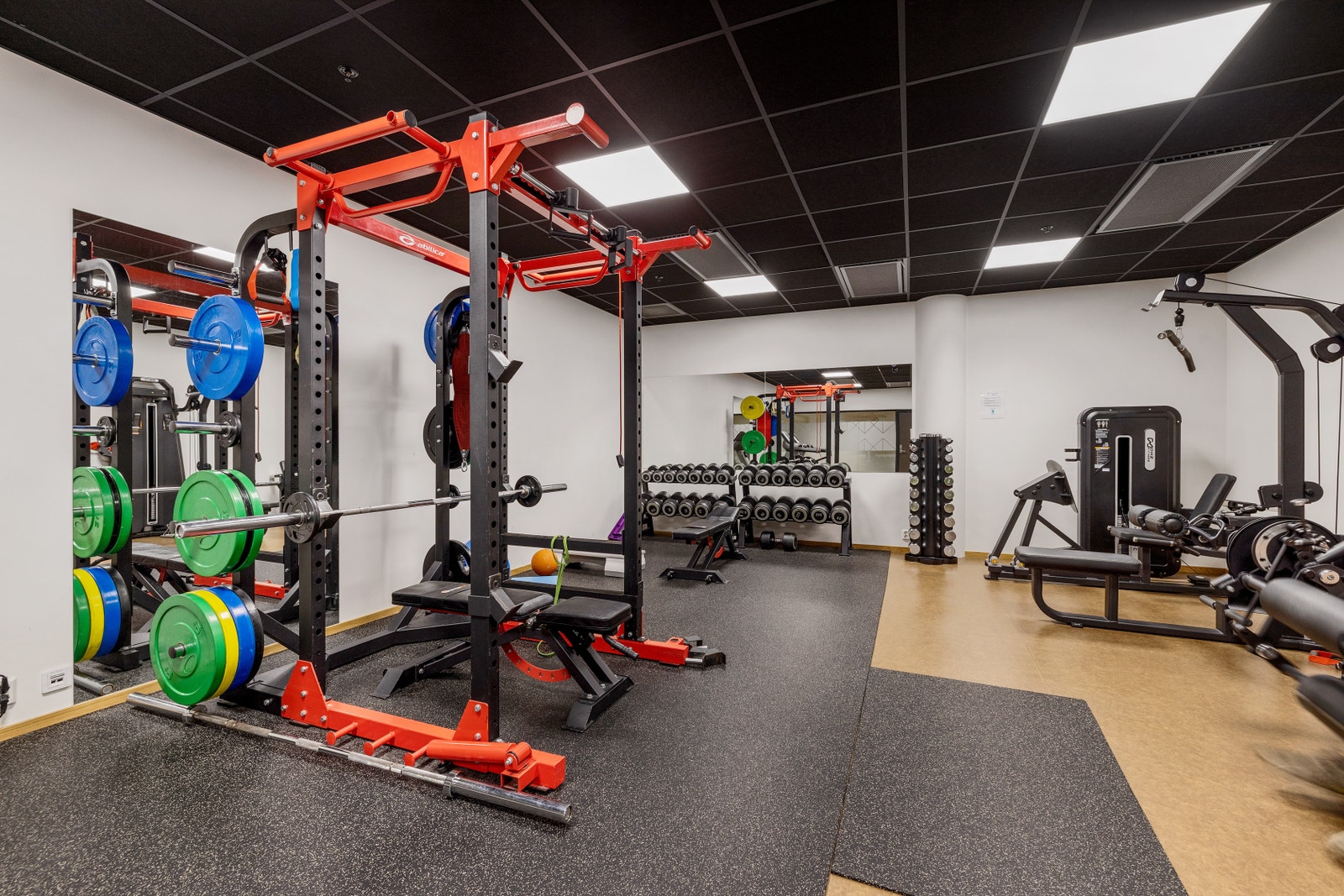 Treningsrom og garderober Galleribilde