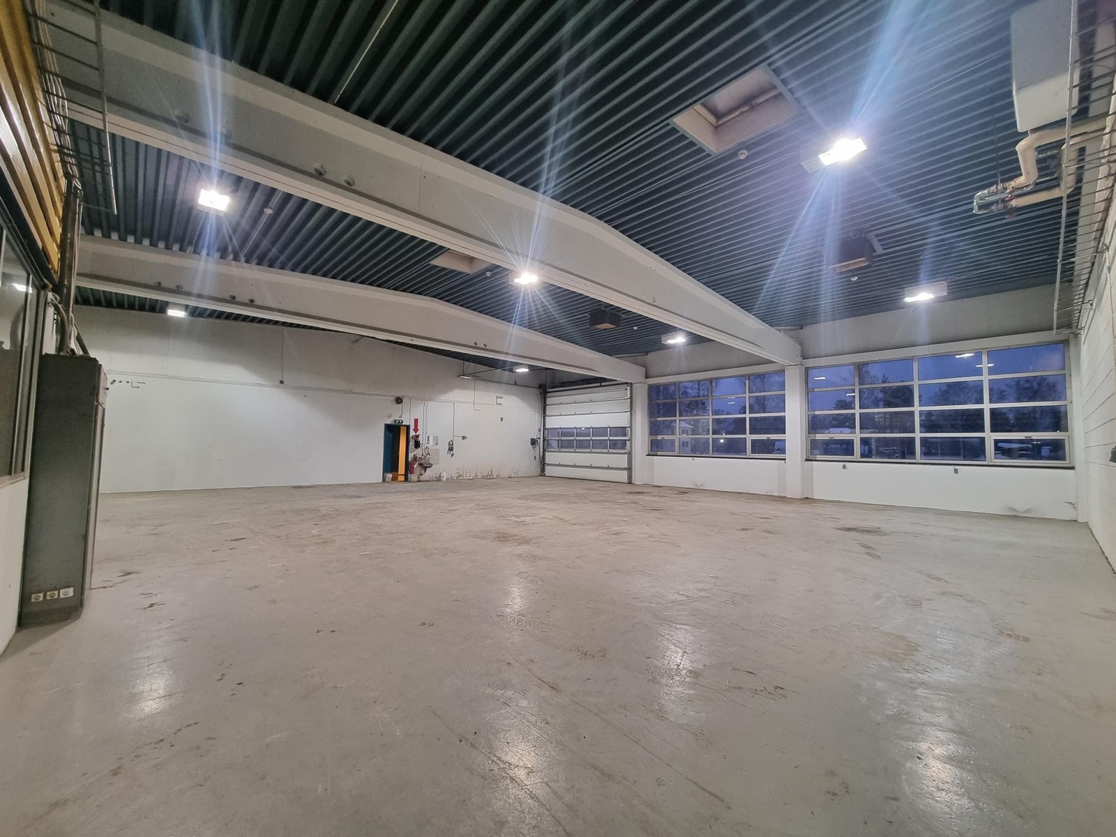 Furuhallveien 8 B - Lagerlokale på ca 350 kvm Galleribilde