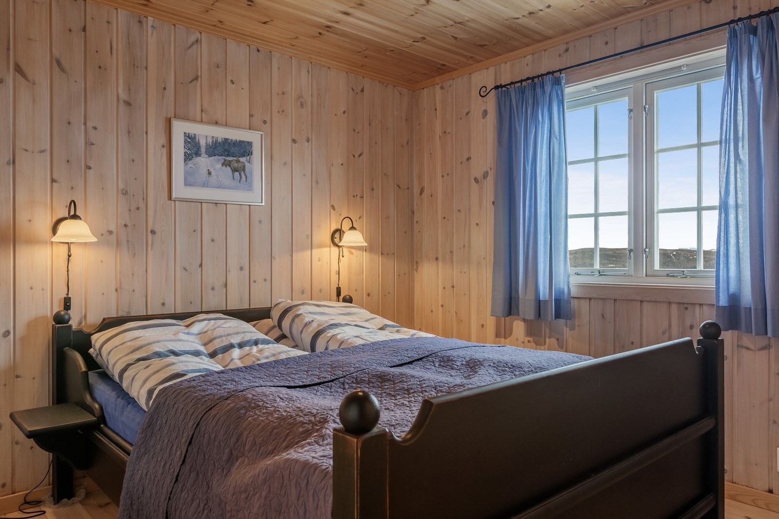 Soverom 2 med dobbeltseng. Galleribilde