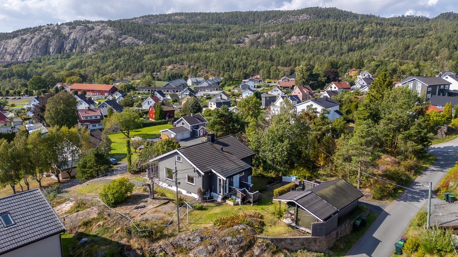 Blant favoritturene til selger er Røskestadvannet, Ramsvikveien og stiene videre mot Filtvet. Galleribilde
